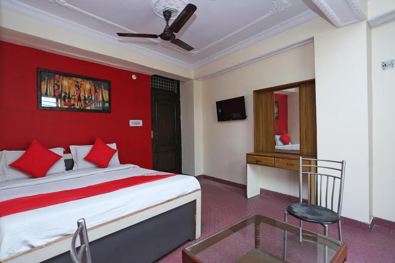 Oyo 39830 Hotel Esquire Meerut Eksteriør billede