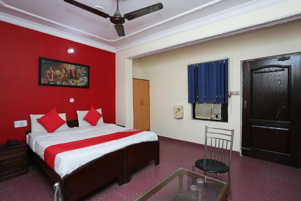 Oyo 39830 Hotel Esquire Meerut Eksteriør billede